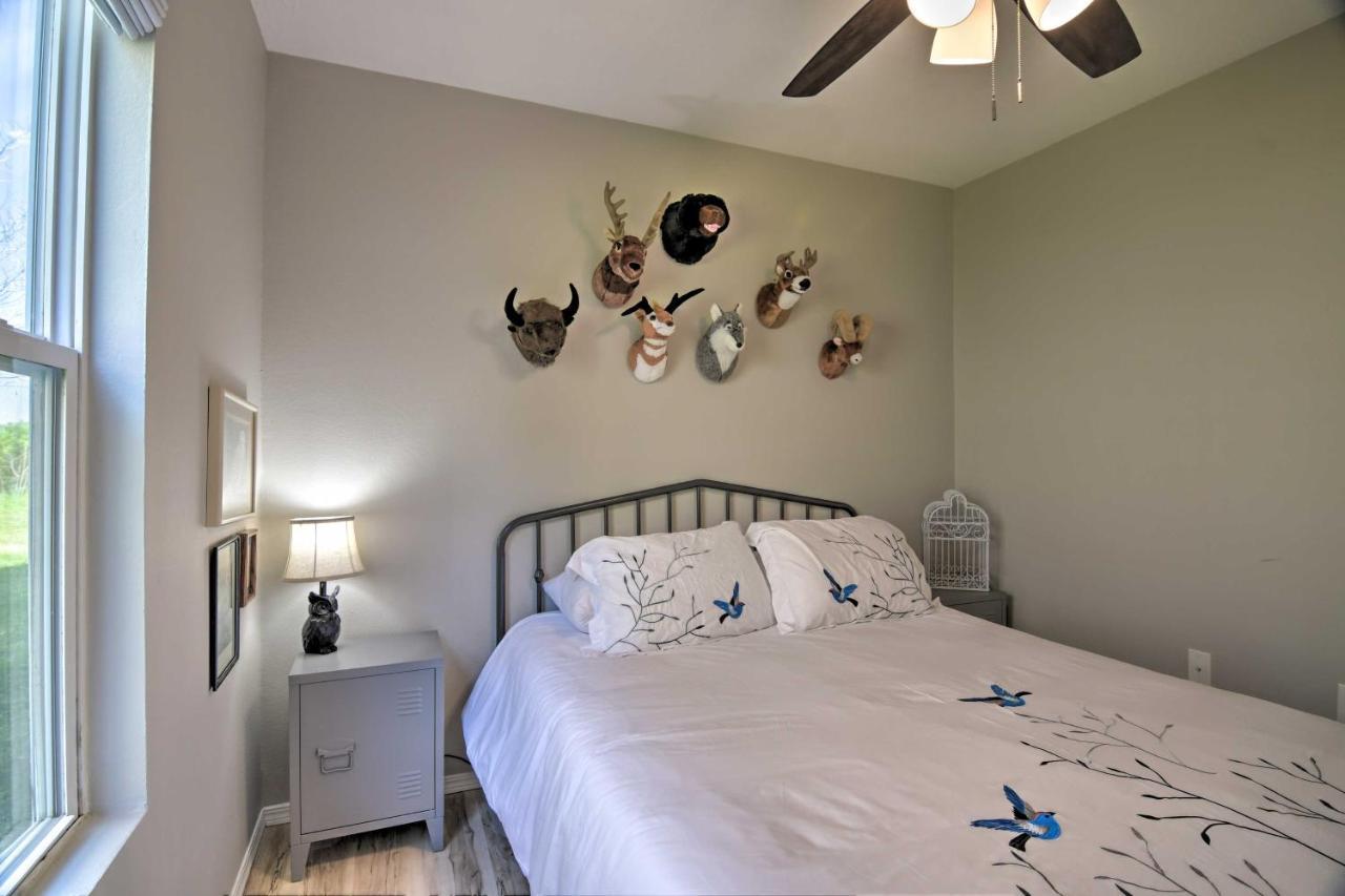 Apartment With Patio, 4 Mi To Silver Dollar City! Branson Exterior photo